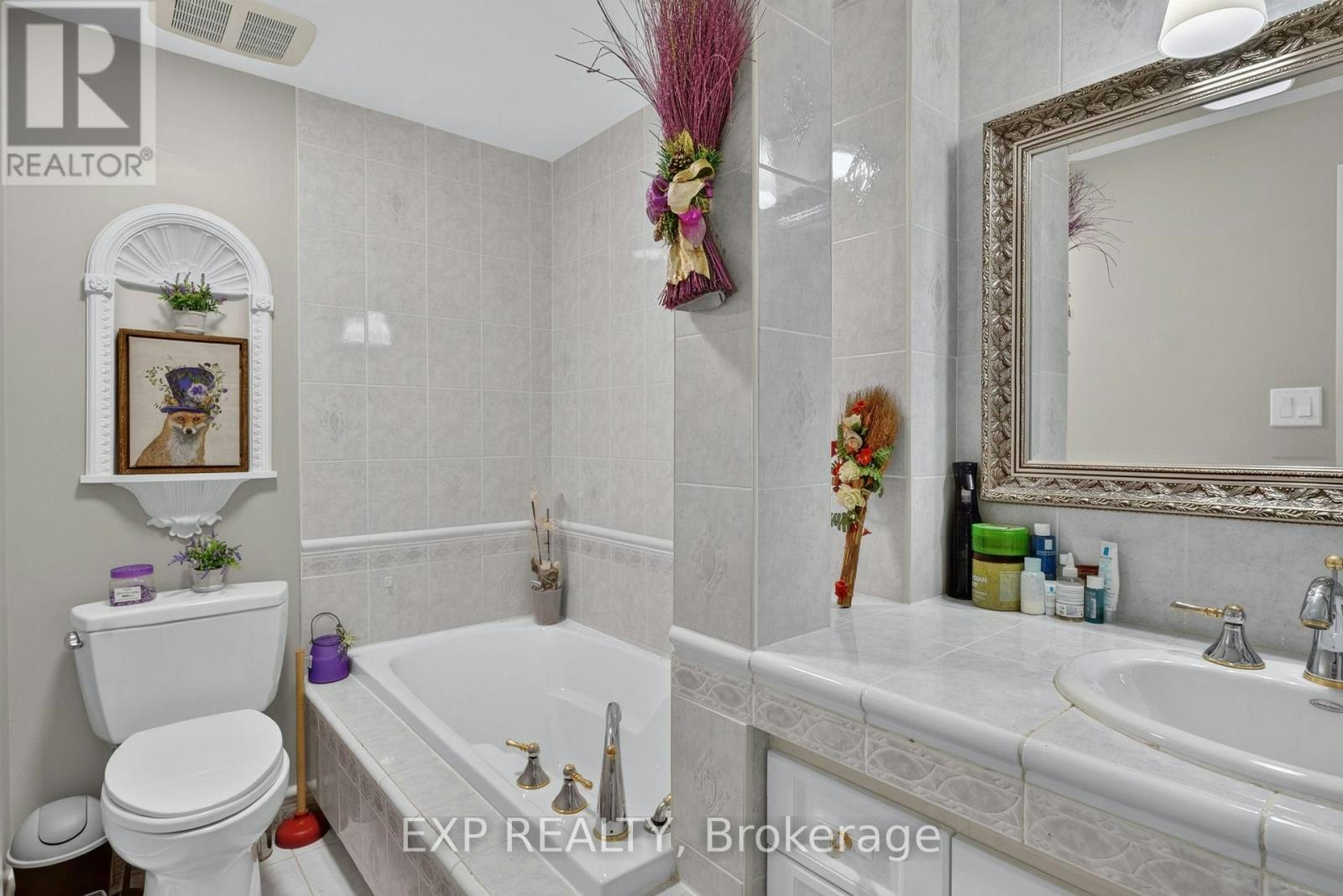 109 Woodfield Drive N, Ottawa, ON, K2G 0A1 - 32