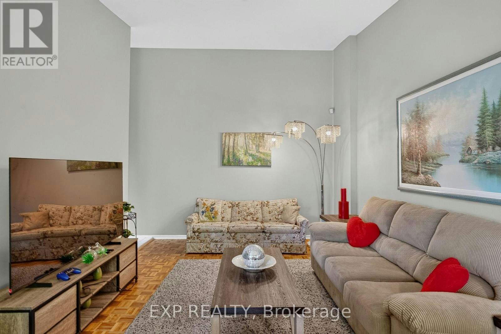 109 Woodfield Drive N, Ottawa, ON, K2G 0A1 - 6