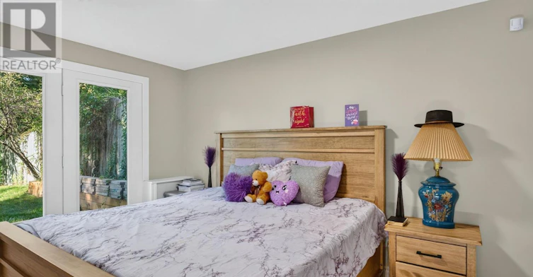 109 Woodfield Drive N, Ottawa, ON, K2G 0A1 - 25