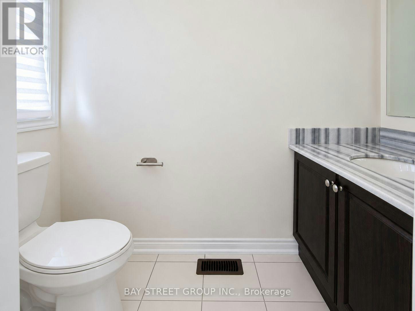 22 John Smith Street, East Gwillimbury, ON, L9N 0S7 - 4