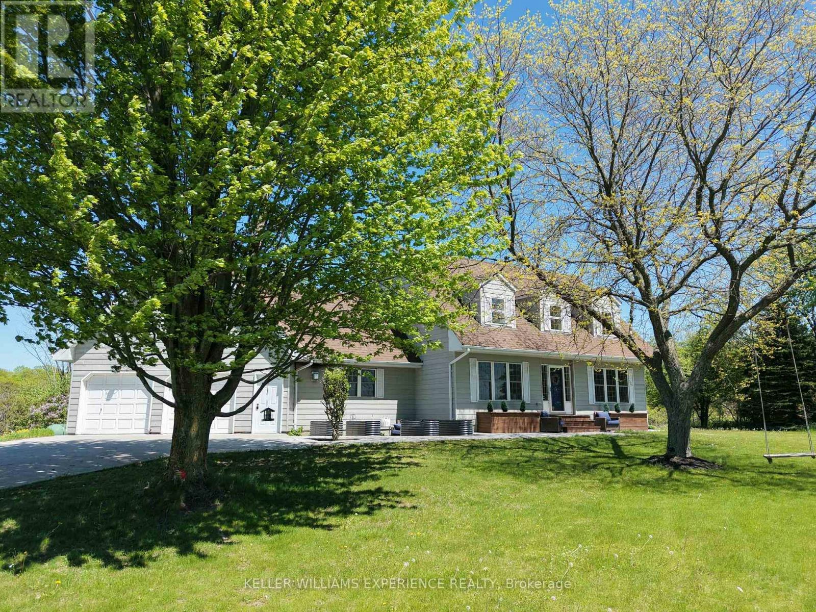 2 Algonquin Heights Court, Essa, ON, L0L 2N0