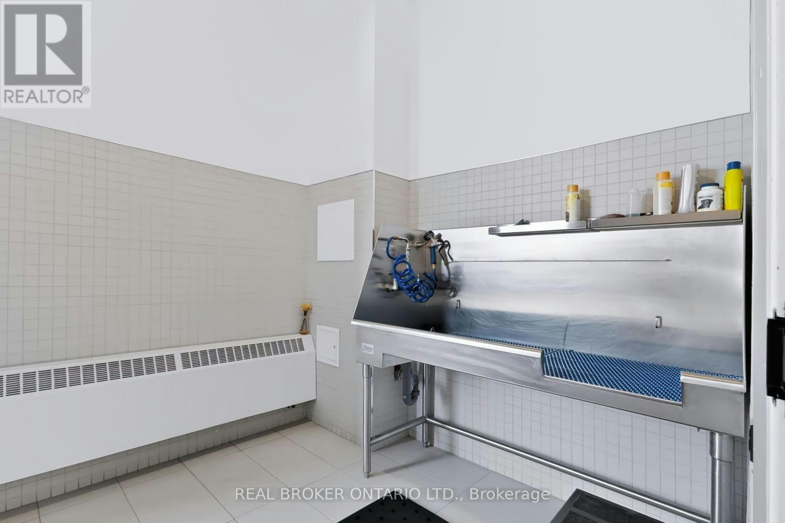 204-1050 Main Street E, Milton, ON, L9T 9M3 - 27