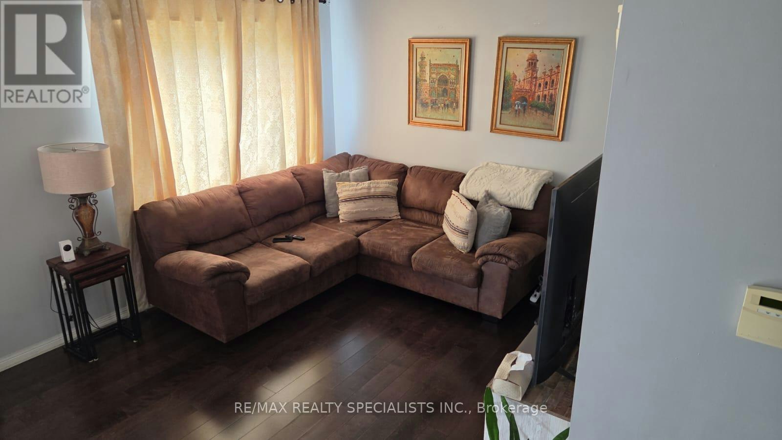 710 Thompson Road, Milton, ON, L9T 0C8 - 2