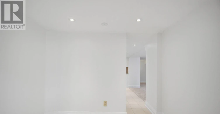 LOWER-243 Keele Street, Toronto, ON, M6P 2K1 - 4