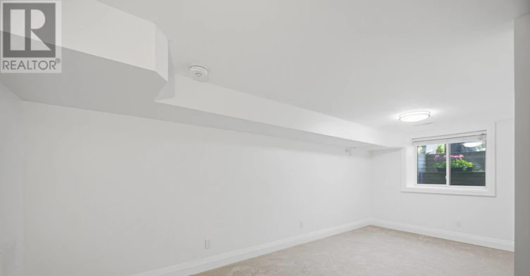 LOWER-243 Keele Street, Toronto, ON, M6P 2K1 - 13