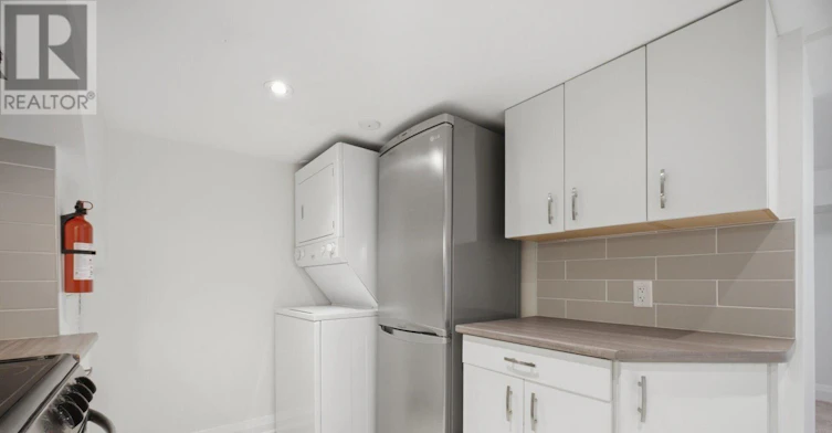 LOWER-243 Keele Street, Toronto, ON, M6P 2K1 - 7