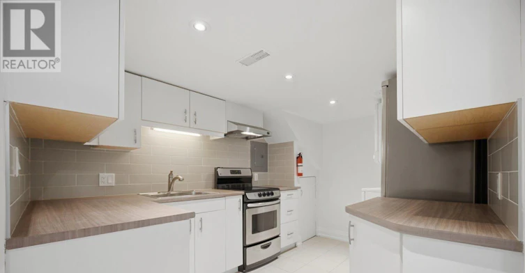 LOWER-243 Keele Street, Toronto, ON, M6P 2K1 - 6