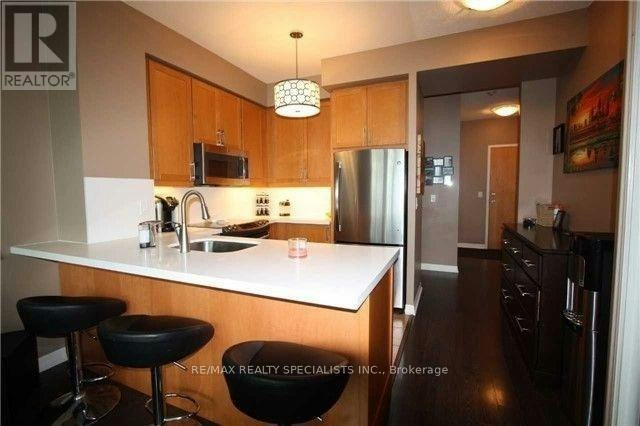 2010-3939 Duke Of York Boulevard, Mississauga, ON, L5B 4N2 - 3