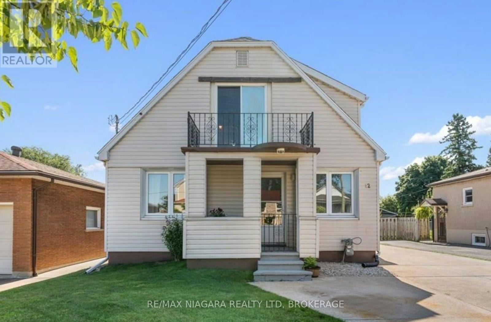 UPPER-12 West Street S, Thorold, ON, L2V 2R6 - 2