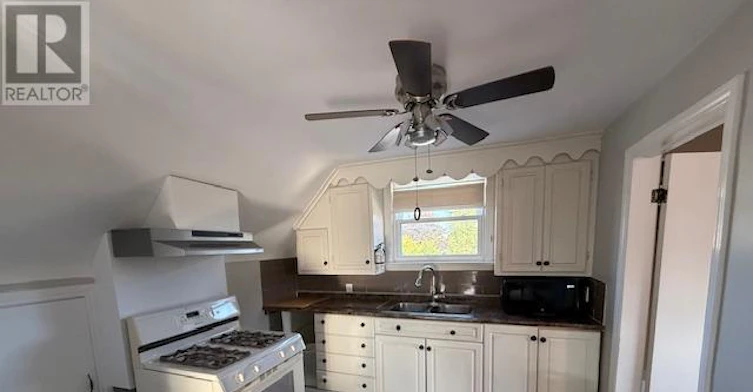 UPPER-12 West Street S, Thorold, ON, L2V 2R6 - 9