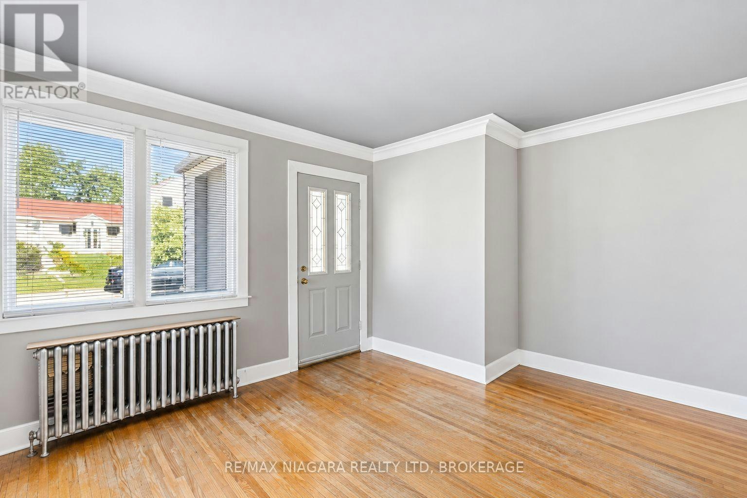 MAIN-12 West Street S, Thorold, ON, L2V 2R6 - 3