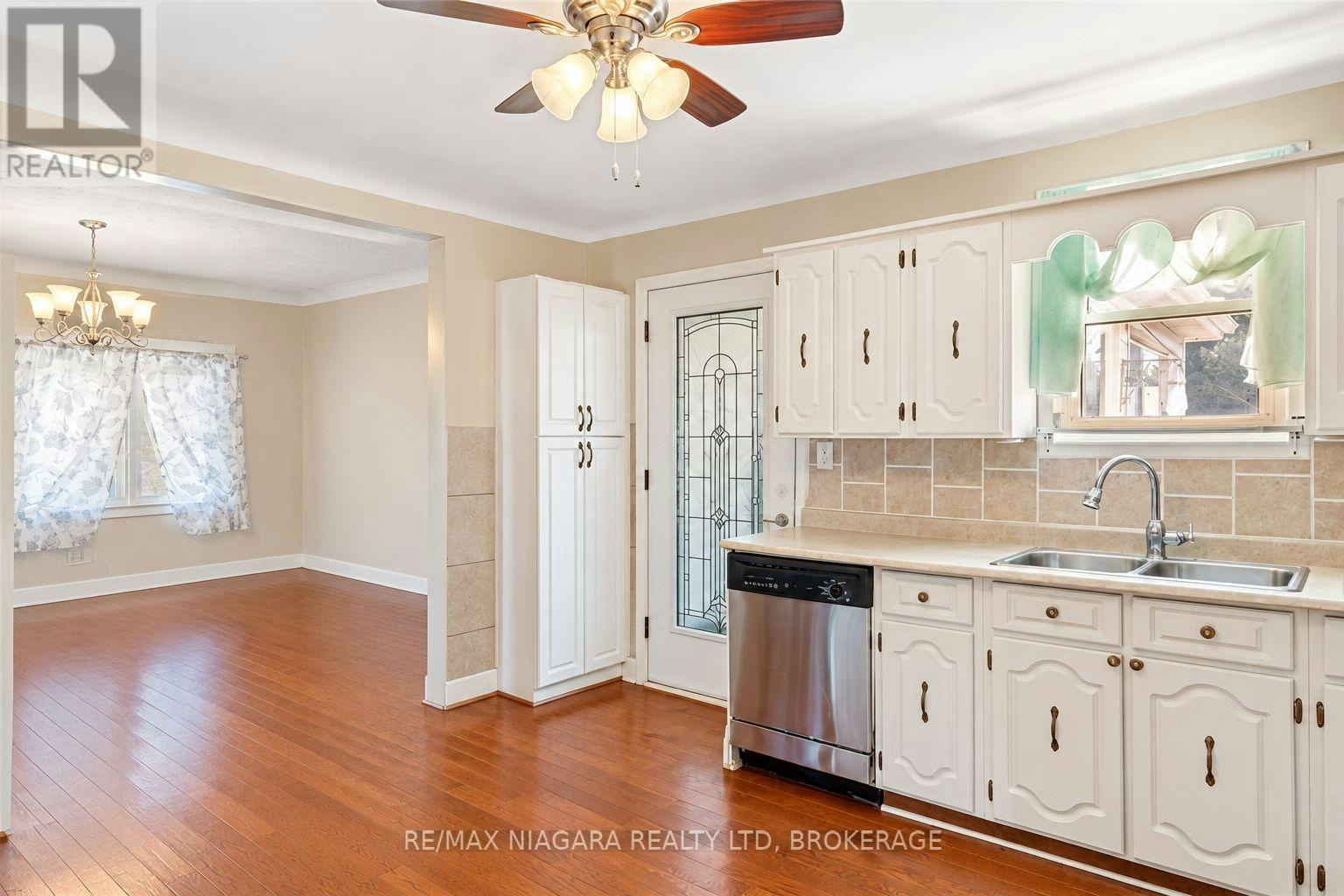 MAIN-12 West Street S, Thorold, ON, L2V 2R6 - 8