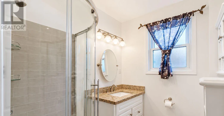 MAIN-12 West Street S, Thorold, ON, L2V 2R6 - 10