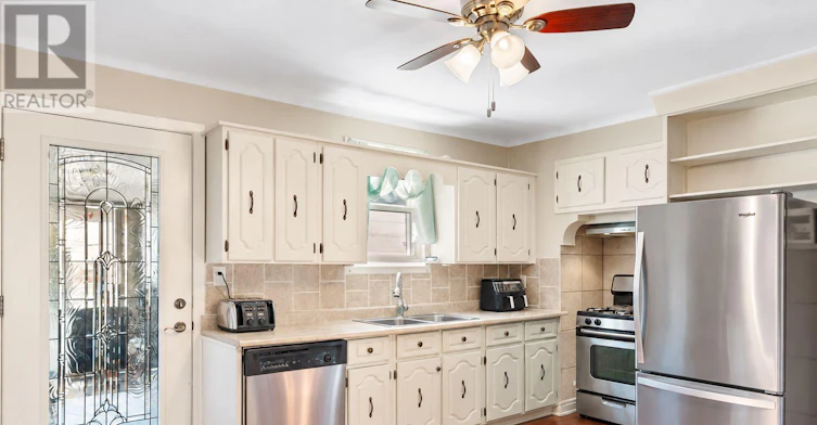 MAIN-12 West Street S, Thorold, ON, L2V 2R6 - 7