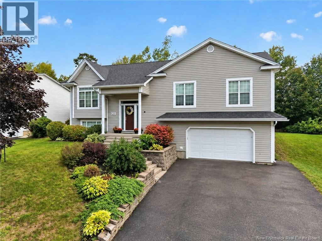 120 Wiggins Drive, Fredericton, NB, E3A 5N7