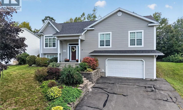 120 Wiggins Drive