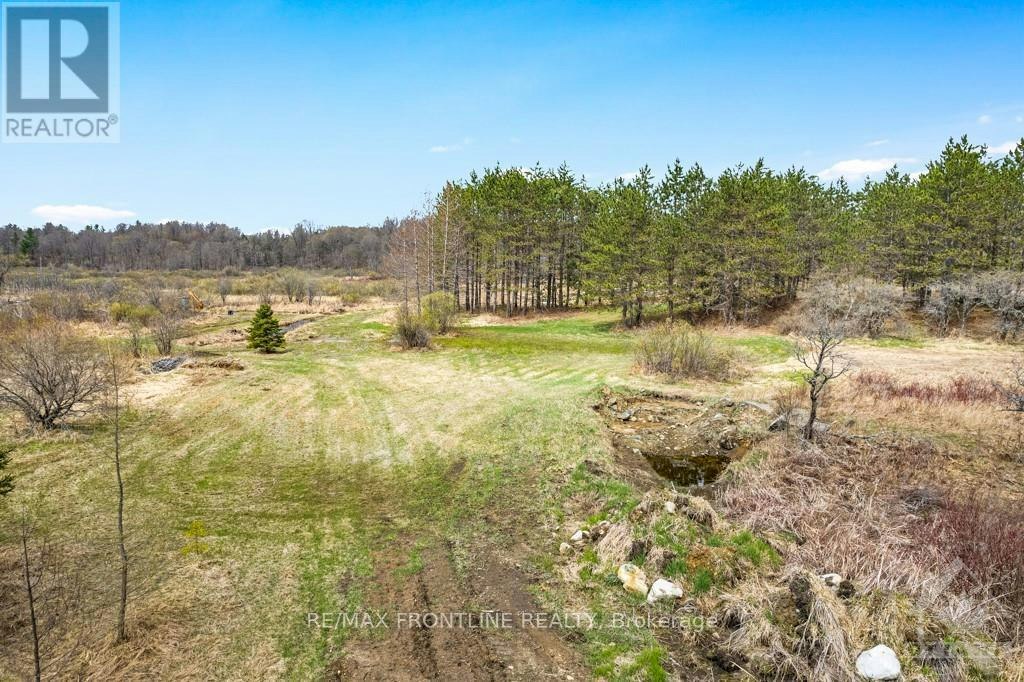 470 11th Sherbrooke Line Road S, Tay Valley, ON, K0H 2B0