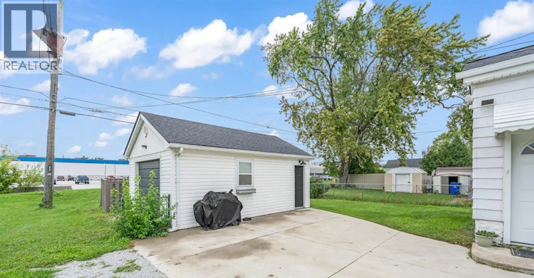 UPPER-2597 Alexis Road, Windsor, ON, N8W 3Z6 - 9