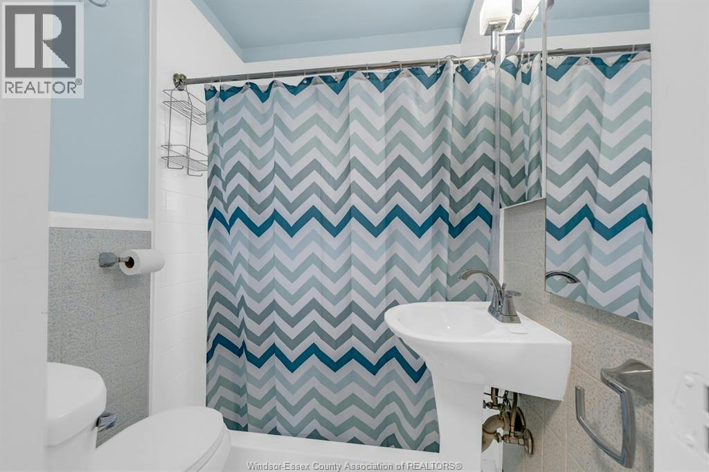 UPPER-2597 Alexis Road, Windsor, ON, N8W 3Z6 - 30
