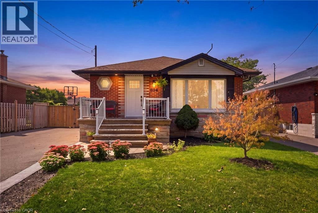 894 Brucedale Avenue E, Hamilton, ON, L8B 1S9