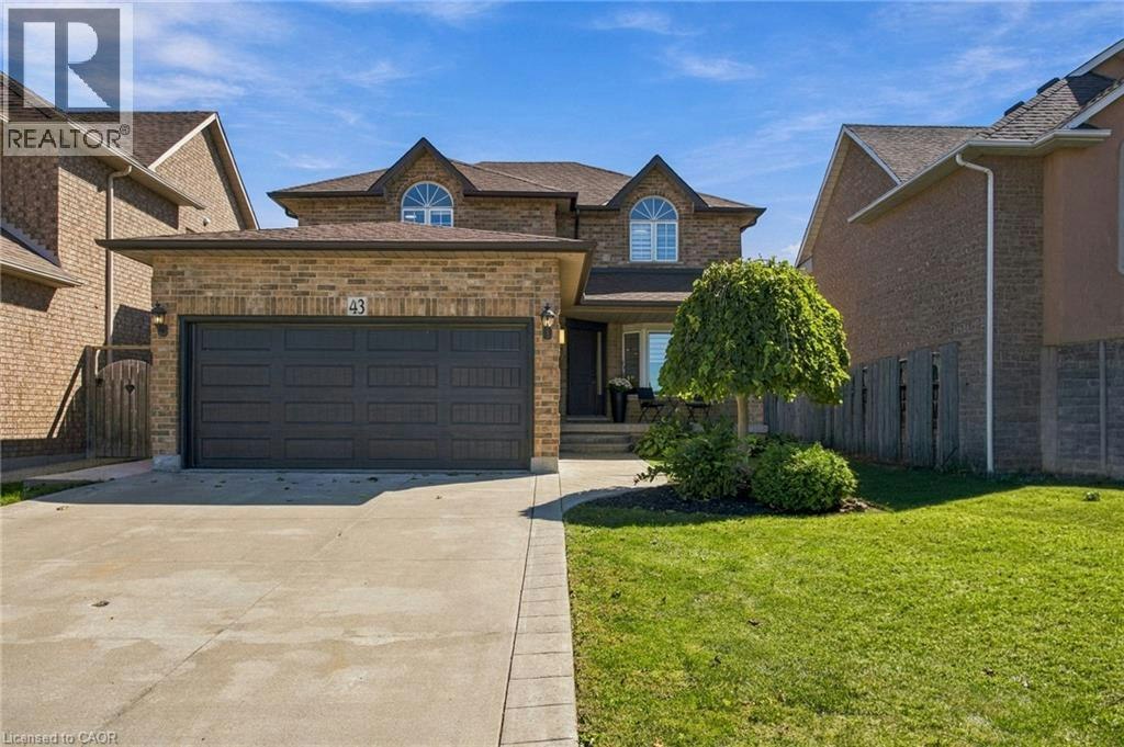 43 Spadara Drive, Hamilton, ON, L9B 2K3