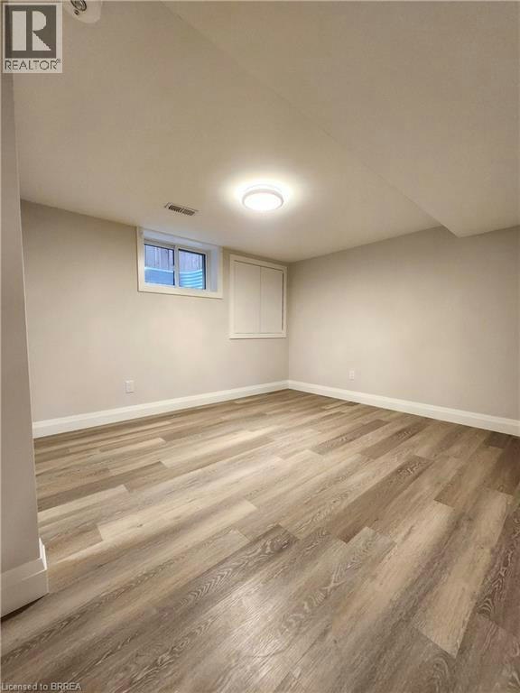 Lower-404 Nelson Street, Brantford, ON, N3S 4E8 - 16