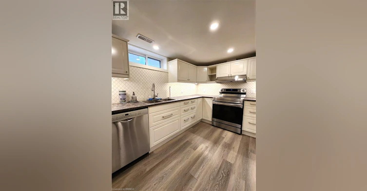 Lower-404 Nelson Street, Brantford, ON, N3S 4E8 - 11