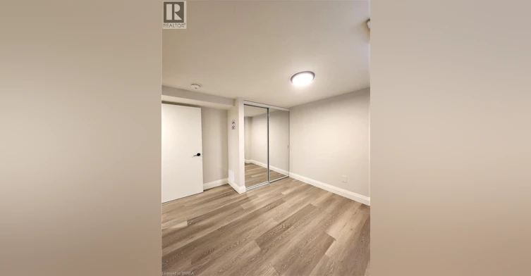 Lower-404 Nelson Street, Brantford, ON, N3S 4E8 - 18