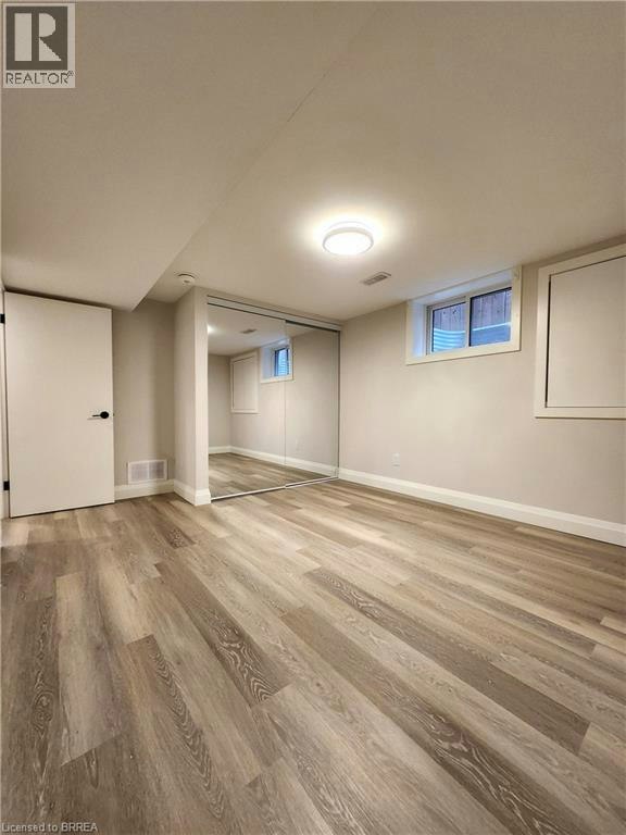 Lower-404 Nelson Street, Brantford, ON, N3S 4E8 - 17