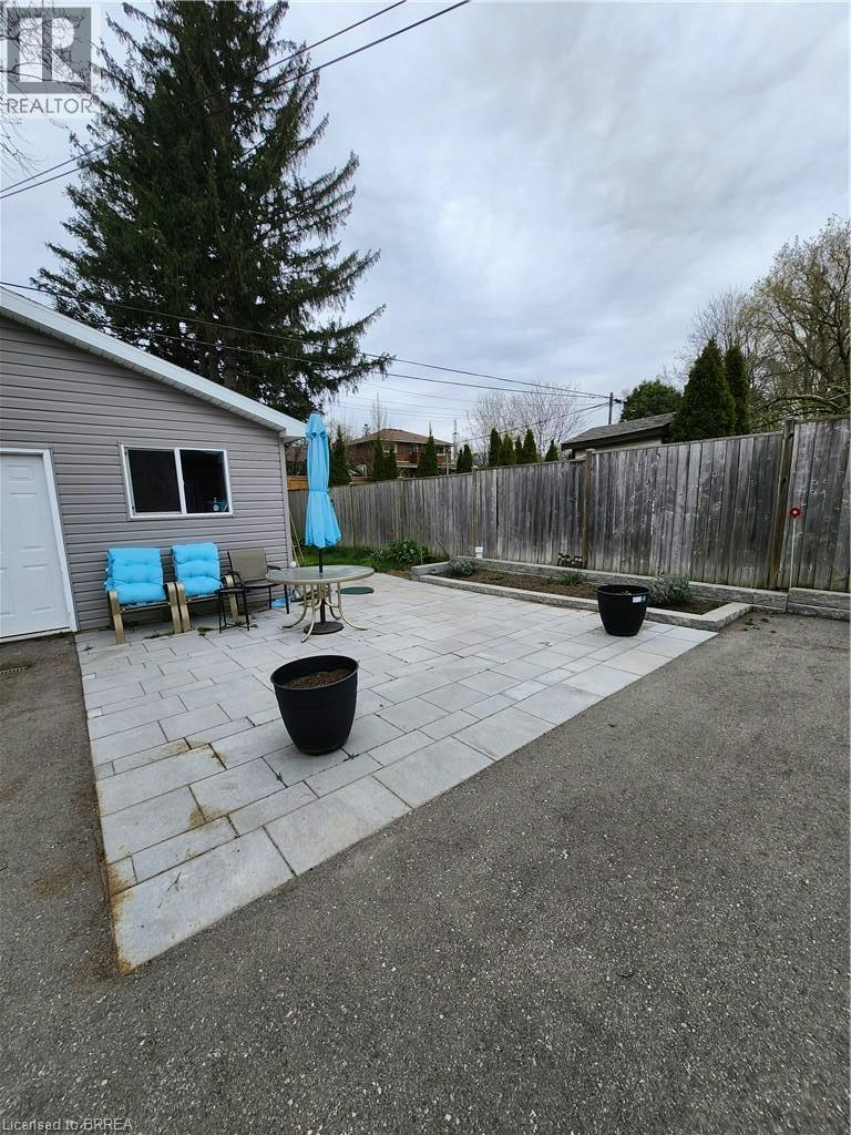 Lower-404 Nelson Street, Brantford, ON, N3S 4E8 - 21