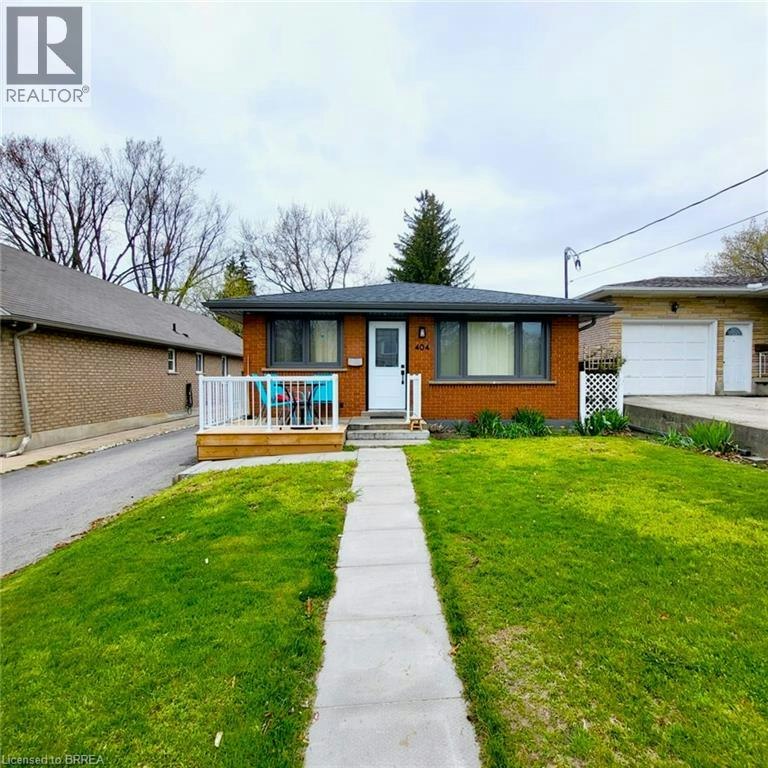 Lower-404 Nelson Street, Brantford, ON, N3S 4E8