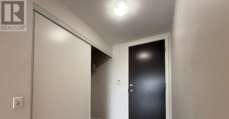 909-105 The Queensway Avenue, Toronto, ON, M6S 5B5 - 4
