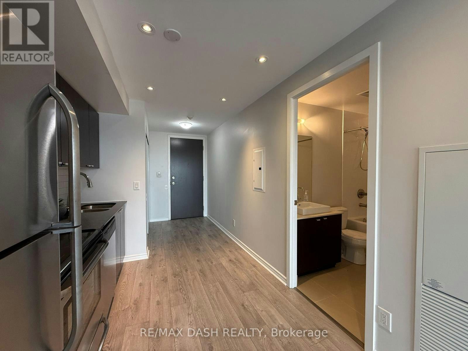 909-105 The Queensway Avenue, Toronto, ON, M6S 5B5 - 8