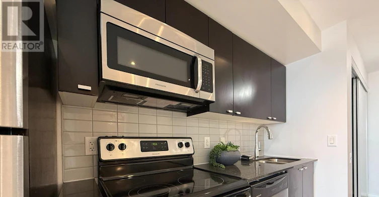 909-105 The Queensway Avenue, Toronto, ON, M6S 5B5 - 25