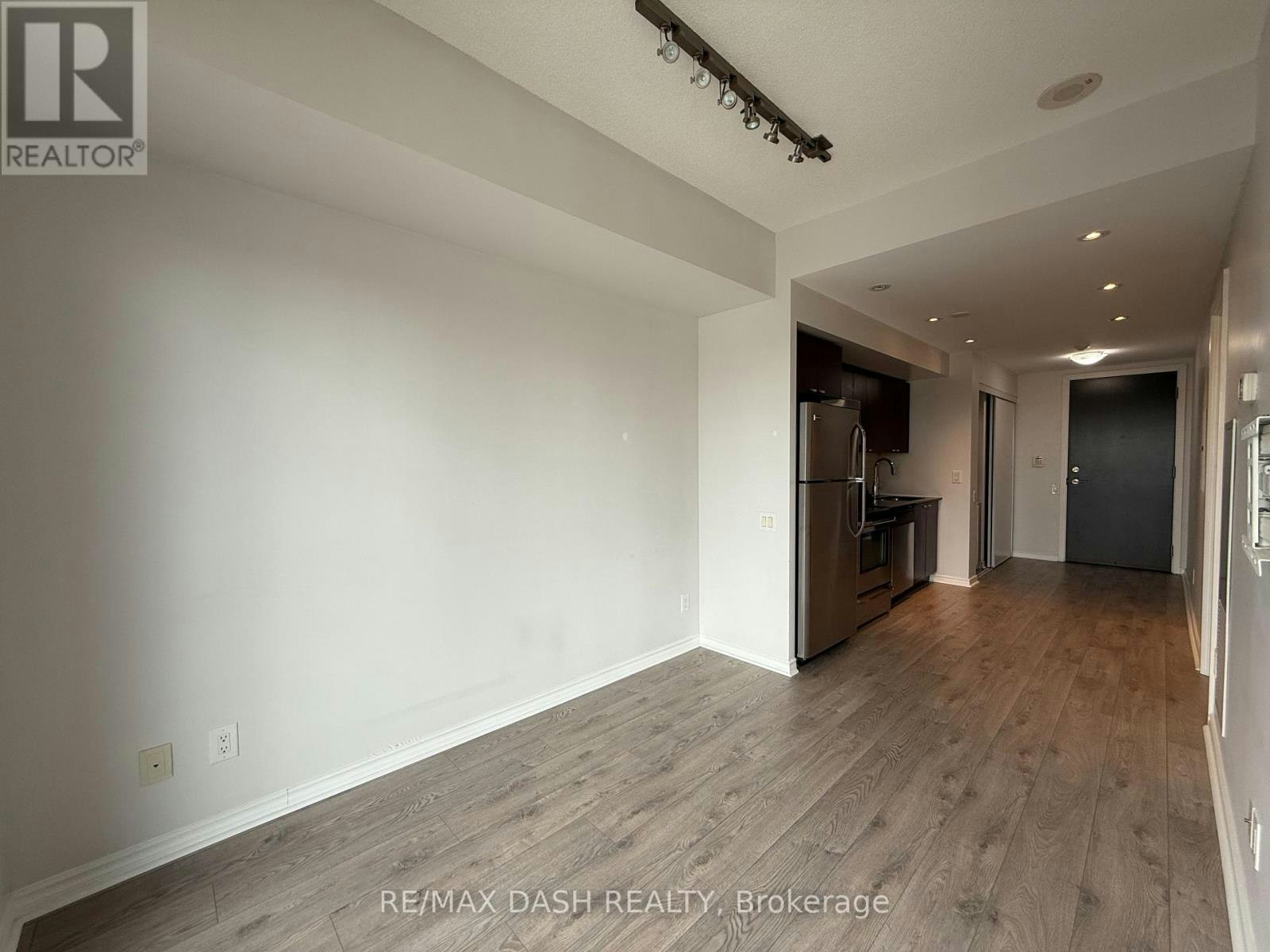 909-105 The Queensway Avenue, Toronto, ON, M6S 5B5 - 10