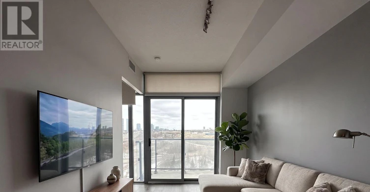 909-105 The Queensway Avenue, Toronto, ON, M6S 5B5
