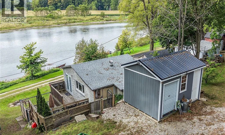 7 Riverfront Lane