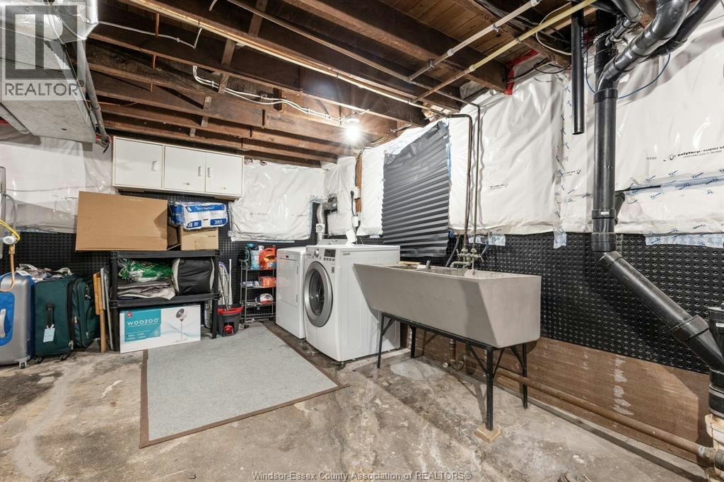 2457 Turner, Windsor, ON, N8W 3K9 - 25