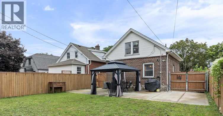 2457 Turner, Windsor, ON, N8W 3K9 - 33