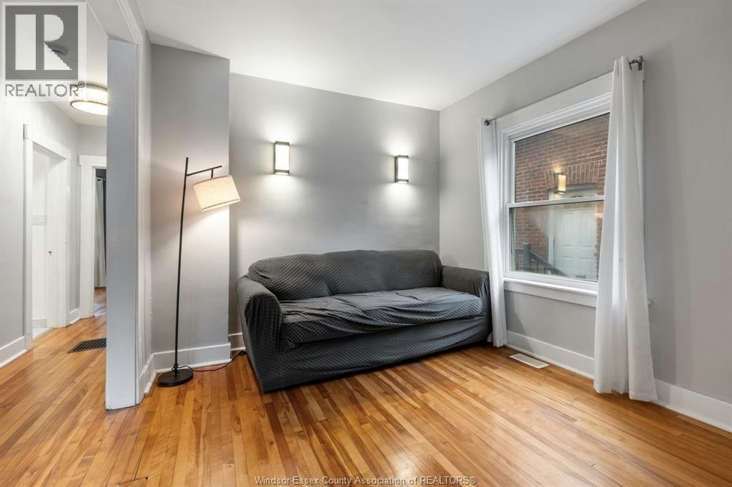 2457 Turner, Windsor, ON, N8W 3K9 - 4
