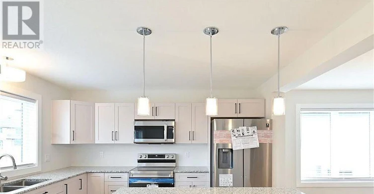 83 Renaissance Drive, St. Thomas, ON, N5R 0K1 - 4