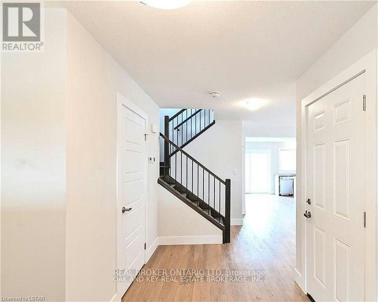 83 Renaissance Drive, St. Thomas, ON, N5R 0K1 - 2