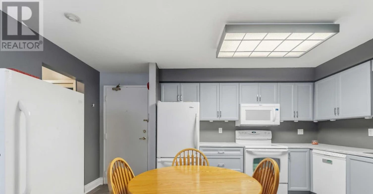 101-78 Roehampton Avenue, St. Catharines, ON, L2M 7W9 - 2