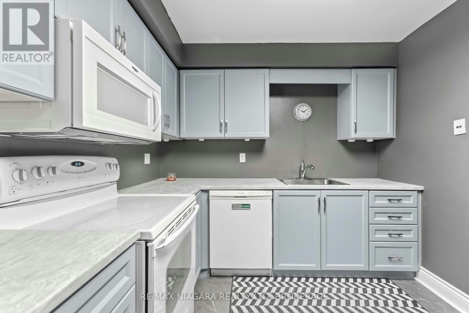 101-78 Roehampton Avenue, St. Catharines, ON, L2M 7W9 - 4