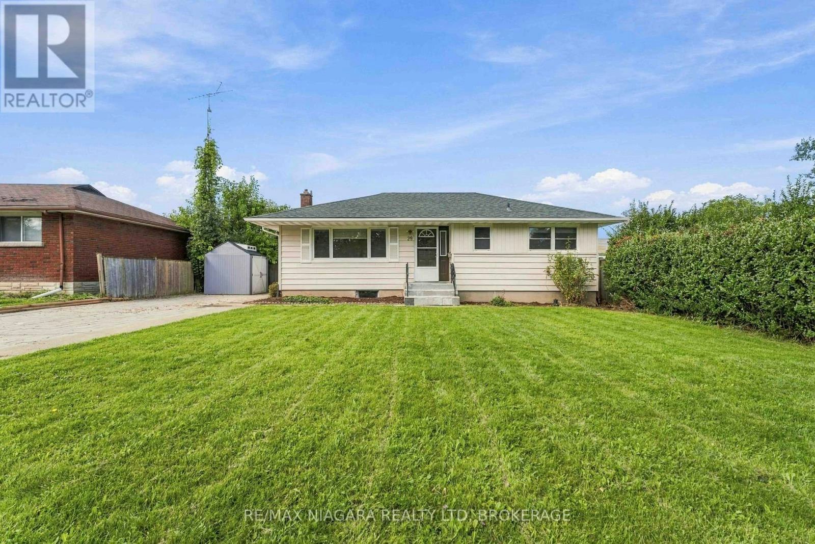 29 Glengarry Road, St. Catharines, ON, L2T 2T9