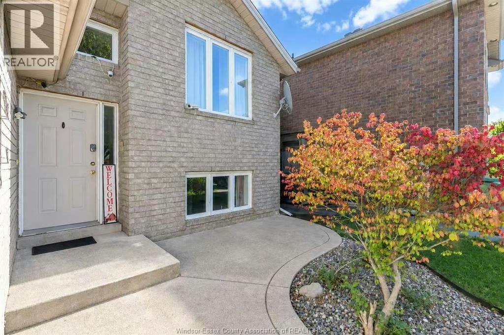 2292 Askin Avenue, Windsor, ON, N9B 3Y4