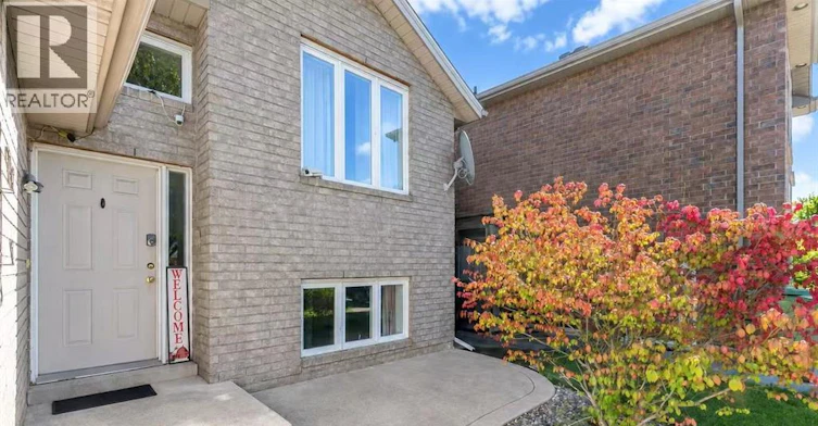 2292 Askin Avenue, Windsor, ON, N9B 3Y4