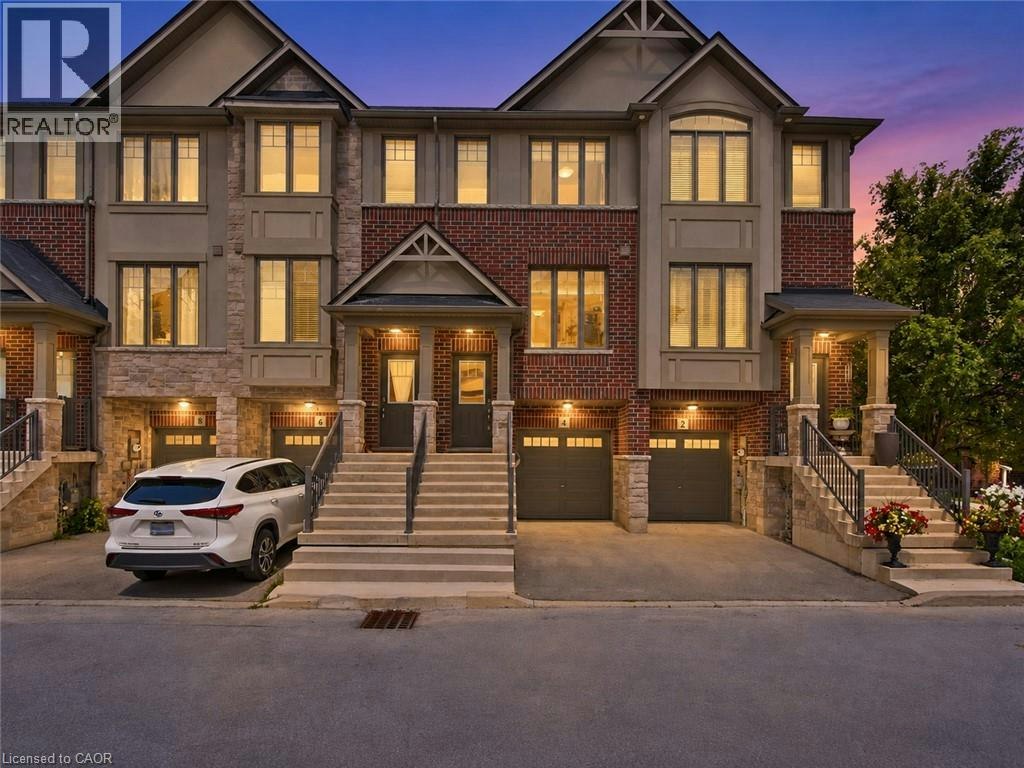 4 Could Lane, Hamilton, ON, L9G 0H2