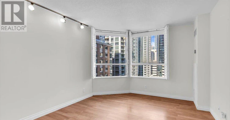 1204-44 Gerrard Street W, Toronto, ON, M5G 2K2 - 29
