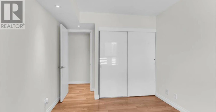 1204-44 Gerrard Street W, Toronto, ON, M5G 2K2 - 39